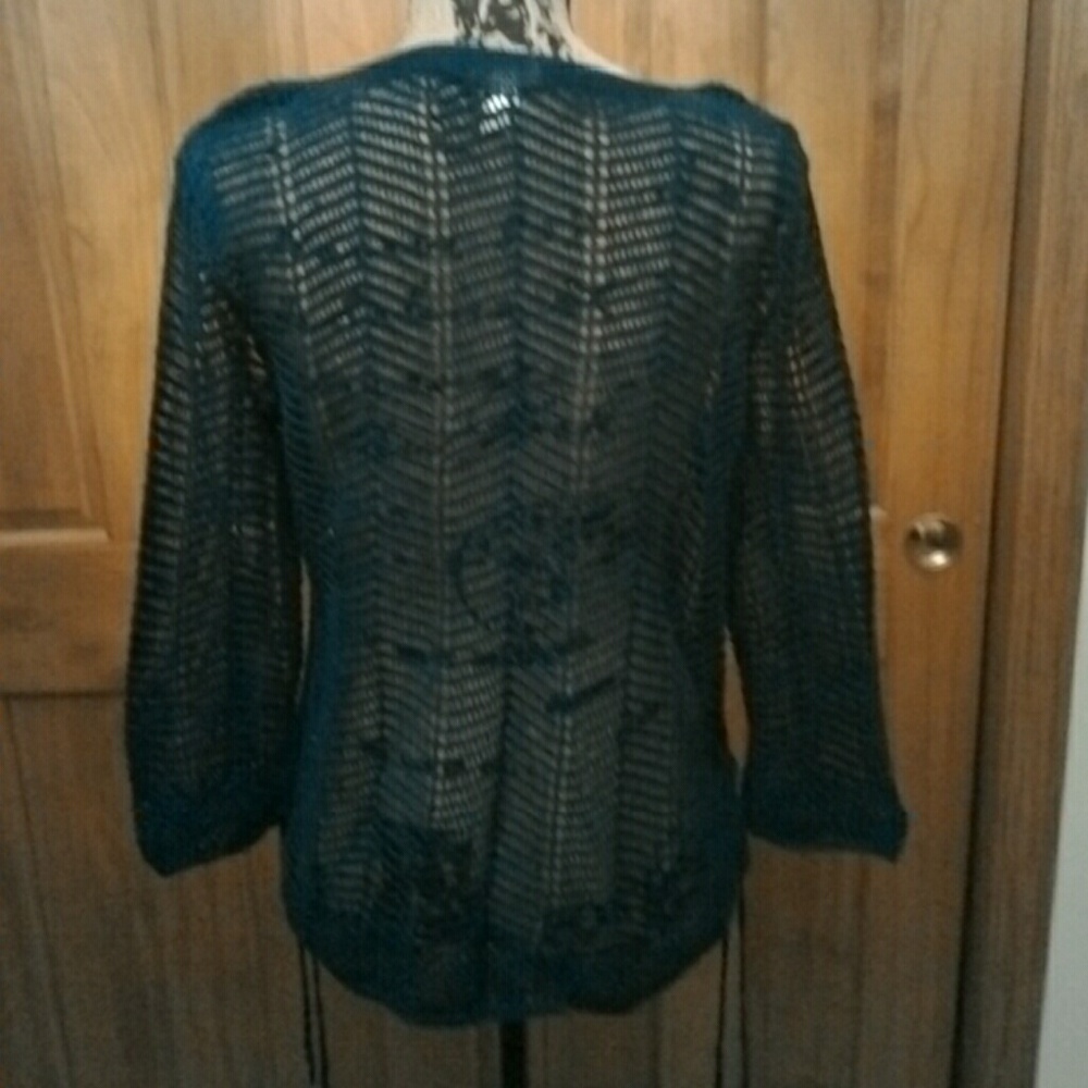 Sweater - Picture 3 of 4